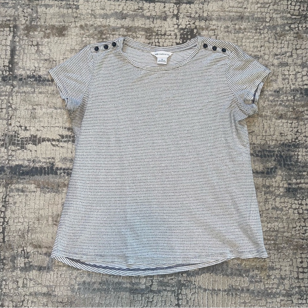 lightly worn top